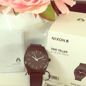 Nixon black & white "Timeteller" watch